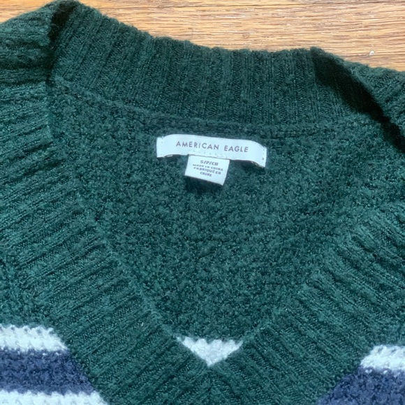 American Eagle Soft Green Sweater - Picture 3 of 4
